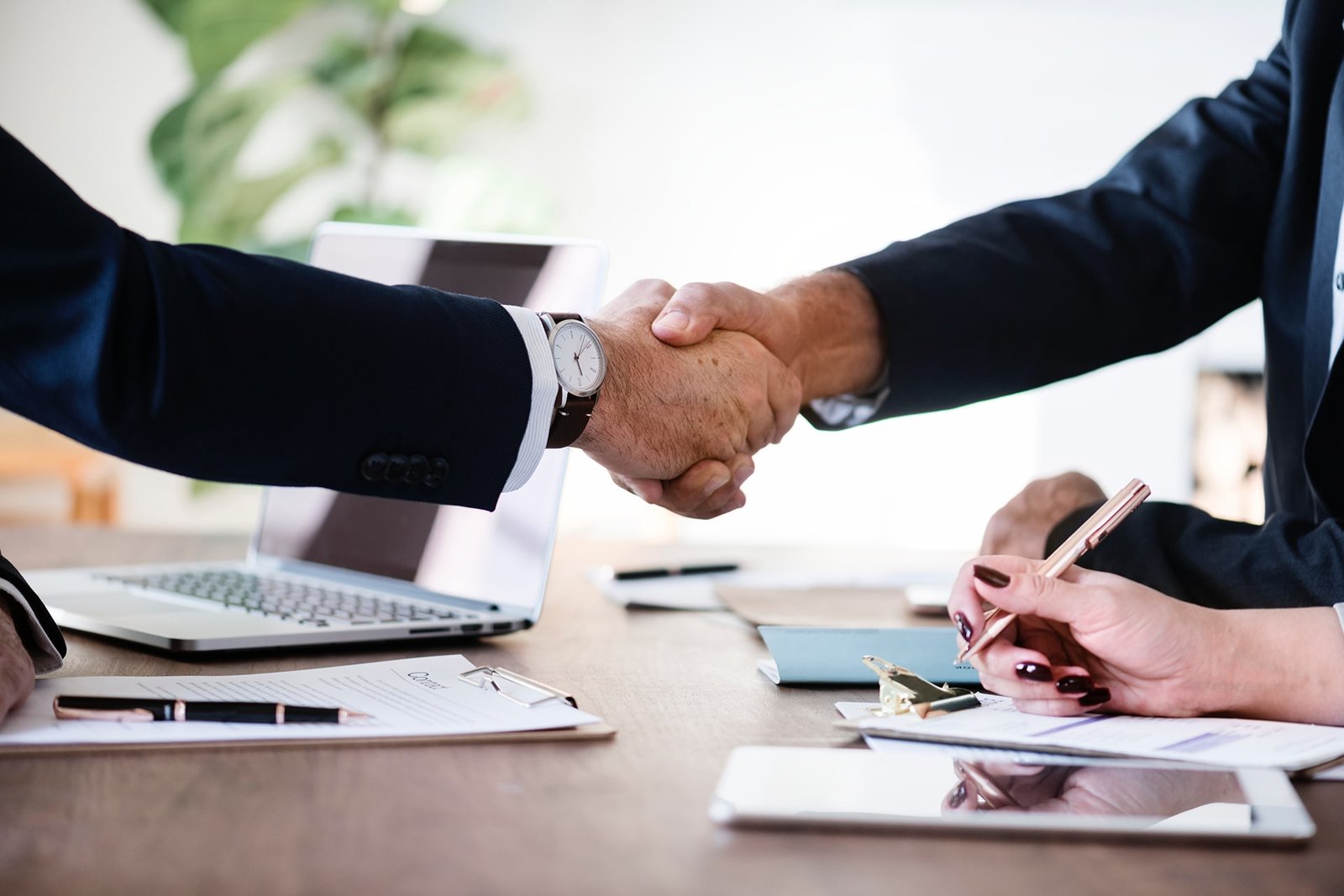 Estrategia financiera y consultoría económica